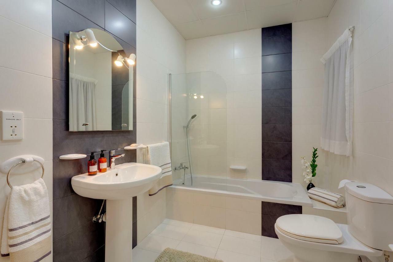 Spacious, Top Location Sliema Apartment Buitenkant foto