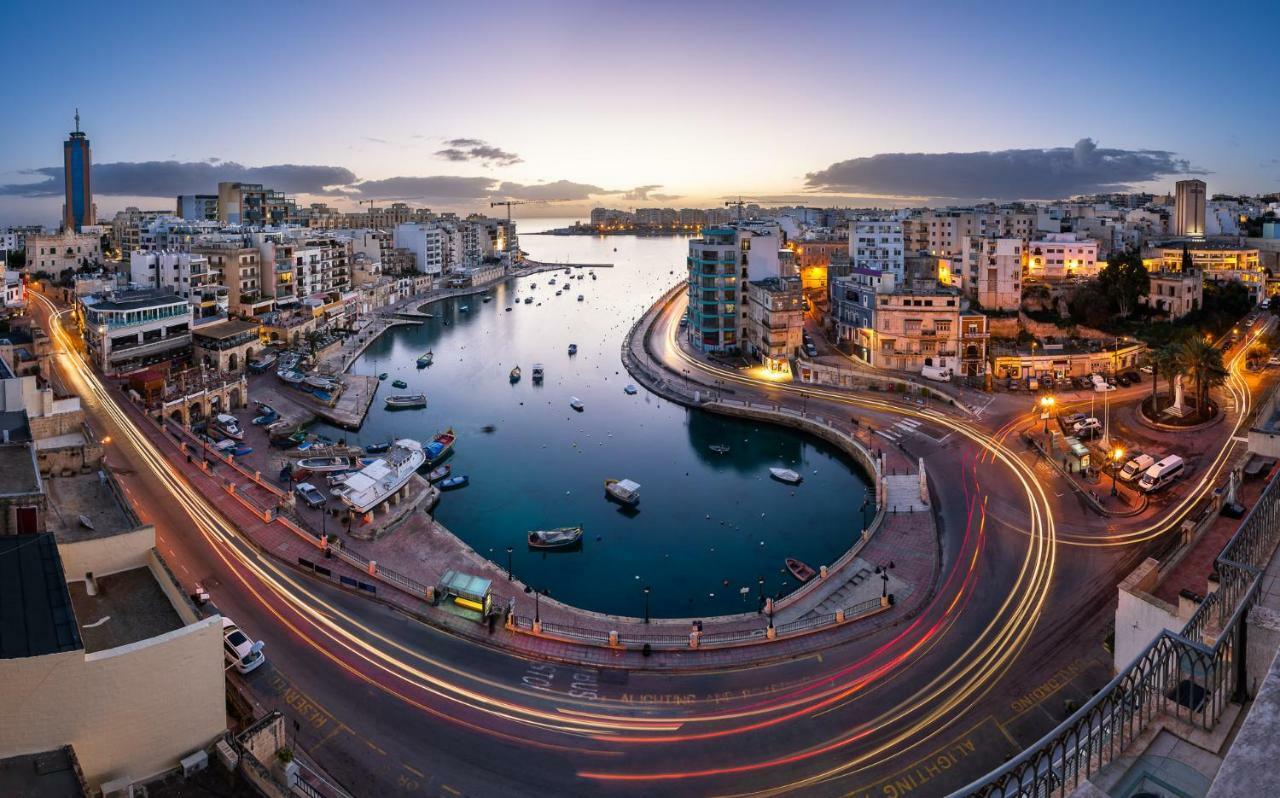 Spacious, Top Location Sliema Apartment Buitenkant foto