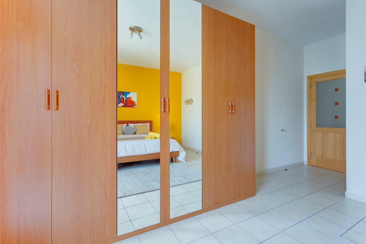 Spacious, Top Location Sliema Apartment Buitenkant foto